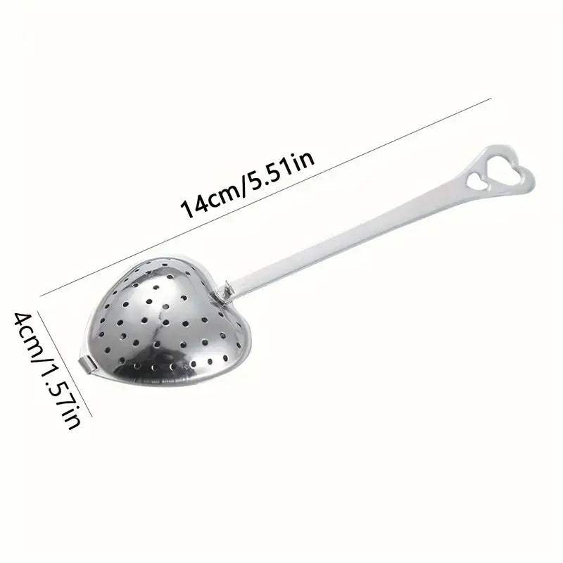Heart-shaped metal strainer with dimensions labeled on a white background